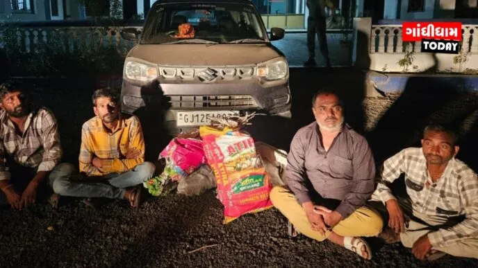 Theft of copper cable wires from a windmill in Samkhiyari solved, four accused arrested