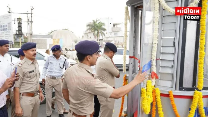 ગાંધીધામમાં નવા ટ્રાફિક પોલીસ બૂથનું ઉદ્ઘાટન