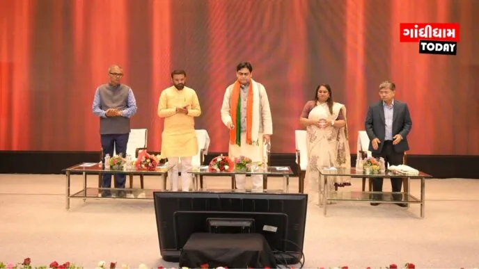 કંડલા ખાતે કેન્દ્રીય શિપિંગ રાજ્યમંત્રી દ્વારા ૪ પ્રોજેક્ટ્સનું ઉદ્ઘાટન અને શિલાન્યાસ