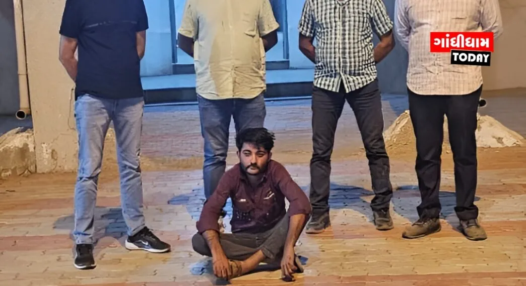 Bhachau police nab accused with illegal country-made gun