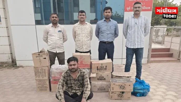 ગાંધીધામમાં દુકાનમાંથી 1.65 લાખનો દારૂ-બિયર જપ્ત