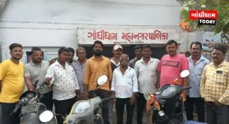 PFની રકમ ન મળતા ભારતનગરના સફાઈ કામદારો મુશ્કેલીમાં