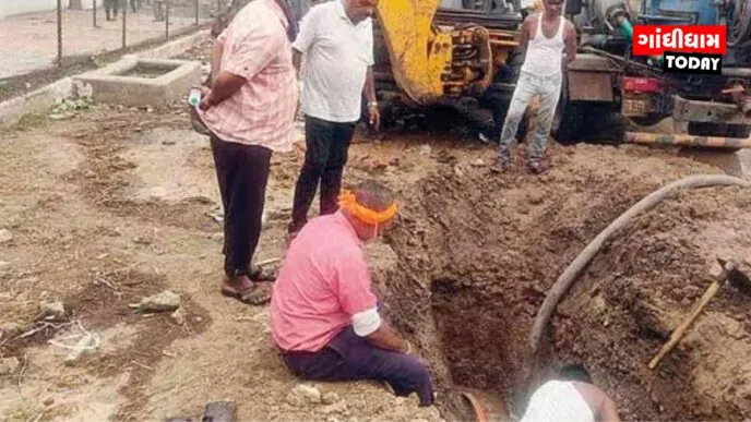 ગાંધીધામ: પાણીની લાઈન તોડનારી ખાનગી ટેલિકોમ કંપની પાસે લીકેજ રીપેર કરાવાયું