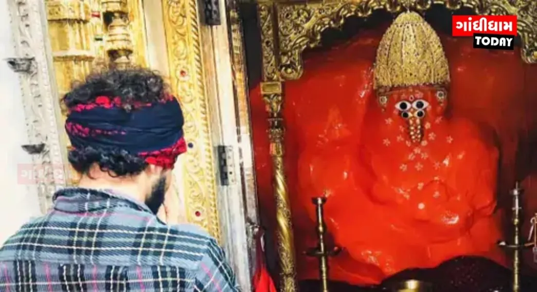 વહેલી સવારે:ઓલરાઉન્ડર રવિન્દ્ર જાડેજા માતાના મઢ ખાતે,દર્શને પહોંચ્યા