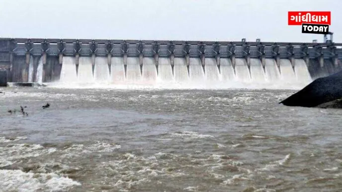 ગુજરાતમાં જળસંગ્રહની સ્થિતિ: 28 ડેમ છલકાયા, 44 હાઈએલર્ટ પર