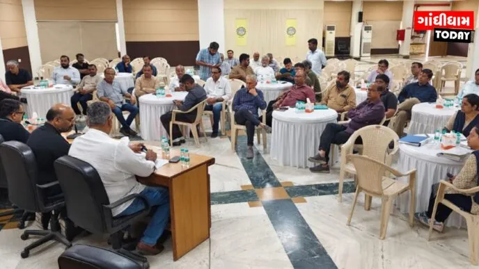 ગાંધીધામ ચેમ્બર ઓફ કોમર્સ દ્વારા વીજ સમસ્યાઓના નિવારણ માટે PGVCL સાથે મહત્વપૂર્ણ બેઠકનું આયોજન