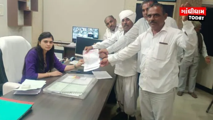 ભચાઉના ખેડૂતો ખાતર, પાણી, અને વીજળીની સમસ્યાથી પરેશાન